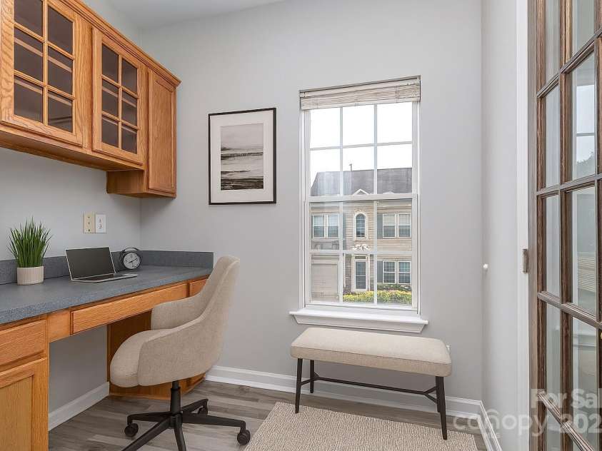 2169 Belle Vernon Avenue, Charlotte, NC 28210.  MLS# CAR4265840, YatesRealty ID 22774. Dry Bar-Virtually Staged