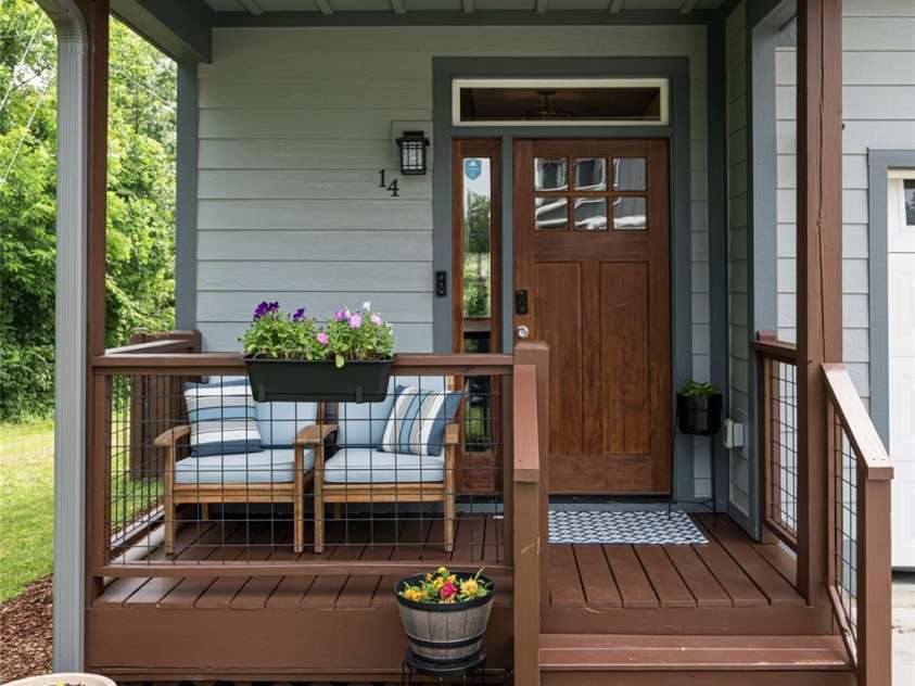 14 Alice Clement Lane, Asheville, NC 28803.  MLS# CAR4267908, YatesRealty ID 22776. 