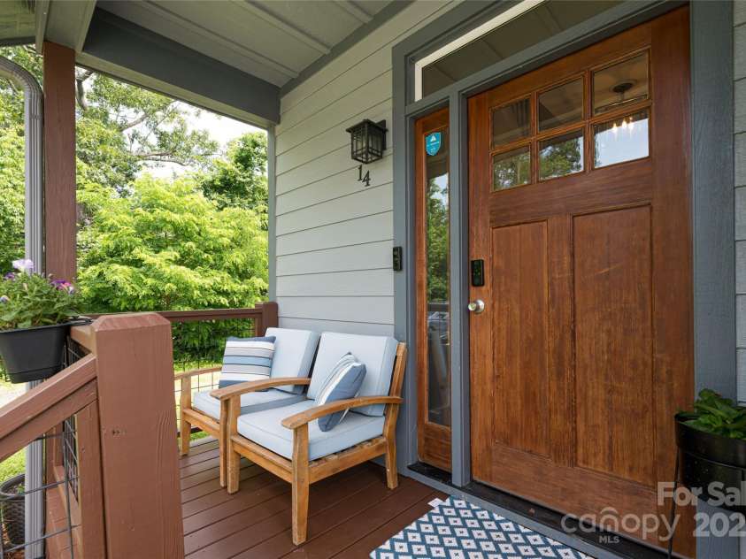 14 Alice Clement Lane, Asheville, NC 28803.  MLS# CAR4267908, YatesRealty ID 22776. 