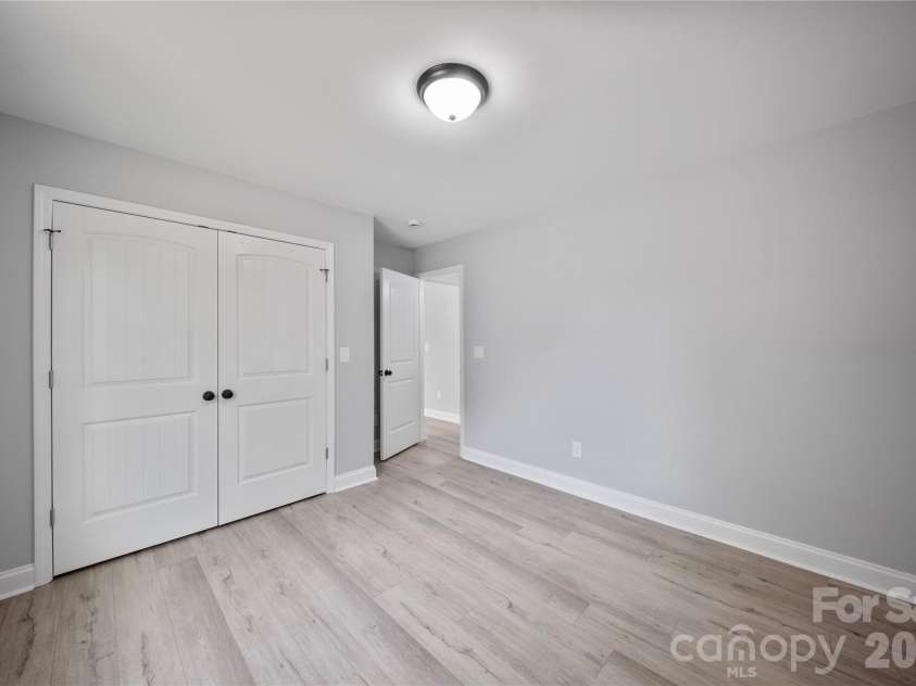 303 9th Street, Kannapolis, NC 28081.  MLS# CAR4382873, YatesRealty ID 22776. 