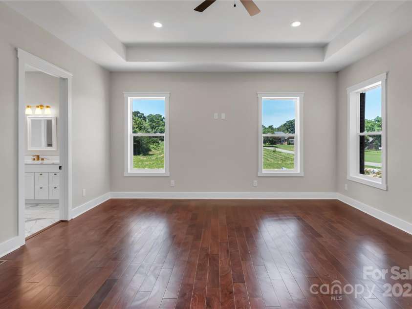 106 Kelly Marie Court, Kings Mountain, NC 28086.  MLS# CAR4272606, YatesRealty ID 22777. 