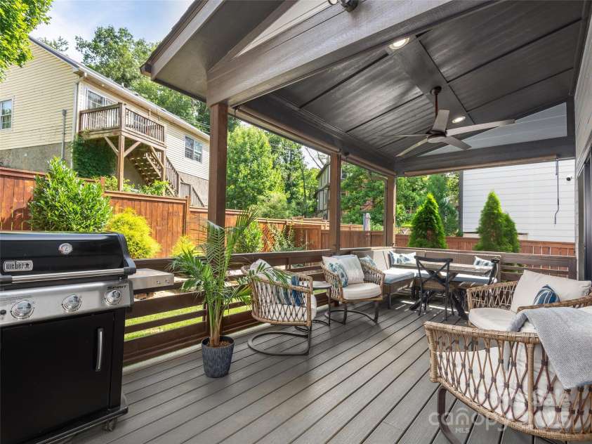 156 Joyner Avenue, Asheville, NC 28806.  MLS# CAR4273987, YatesRealty ID 22779. 