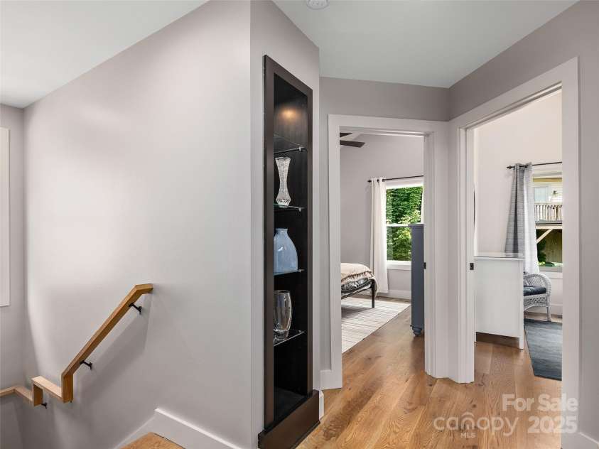 156 Joyner Avenue, Asheville, NC 28806.  MLS# CAR4273987, YatesRealty ID 22779. 