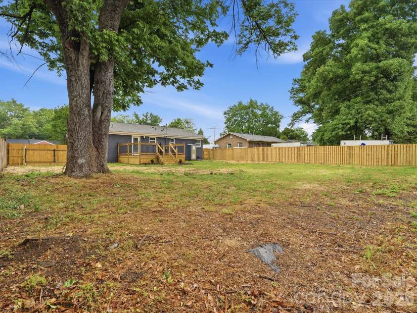 766 Briarcliff Road, Rock Hill, SC 29730.  MLS# CAR4374745, YatesRealty ID 22779. 