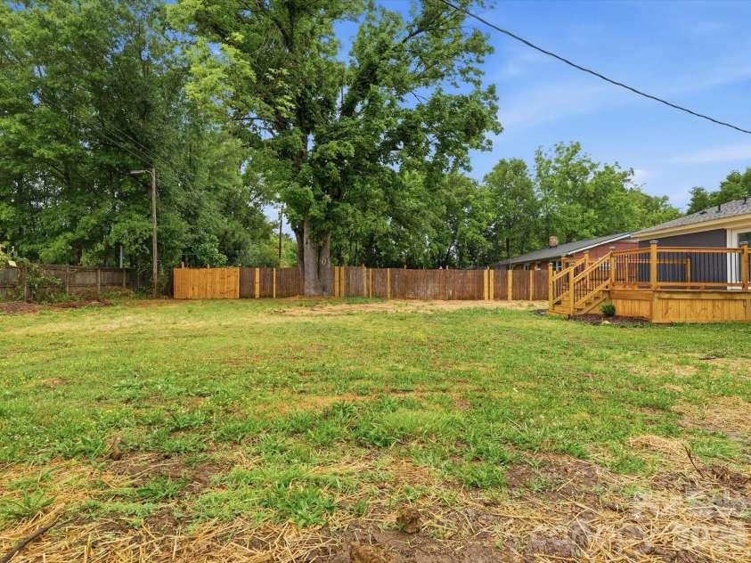 766 Briarcliff Road, Rock Hill, SC 29730.  MLS# CAR4374745, YatesRealty ID 22779. 