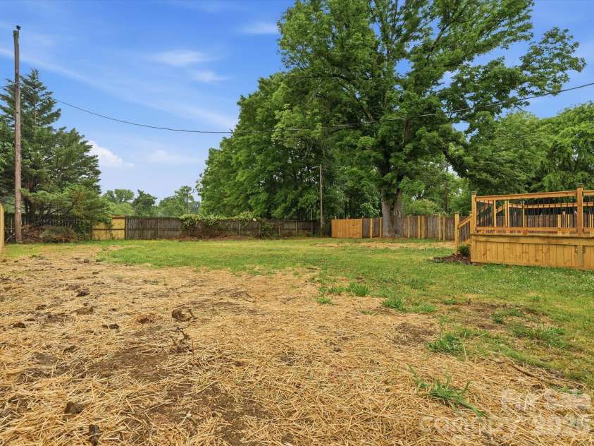 766 Briarcliff Road, Rock Hill, SC 29730.  MLS# CAR4374745, YatesRealty ID 22779. 