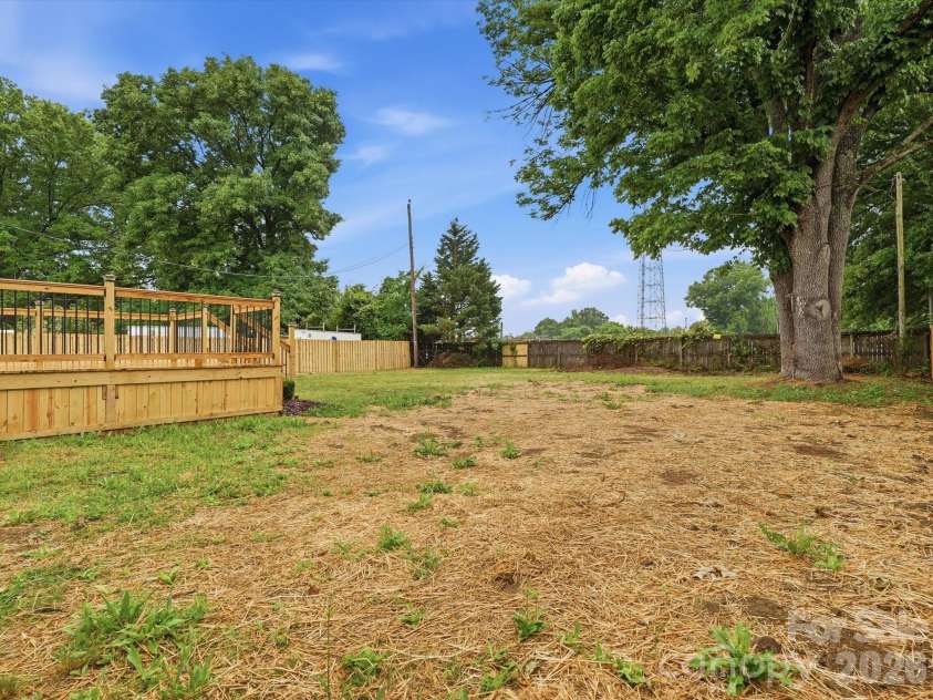 766 Briarcliff Road, Rock Hill, SC 29730.  MLS# CAR4374745, YatesRealty ID 22779. Back yard