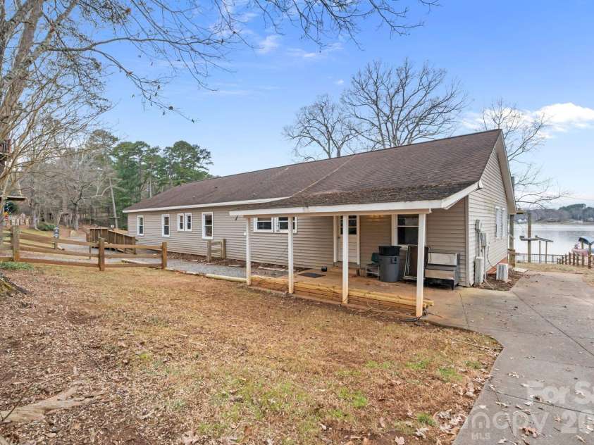 6692 Valwood Road, Conover, NC 28613.  MLS# CAR4334418, YatesRealty ID 2278. Treetop Adventures