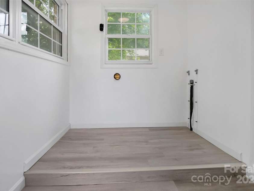 2215 Hodgin Street, Gastonia, NC 28056.  MLS# CAR4274409, YatesRealty ID 22780. 