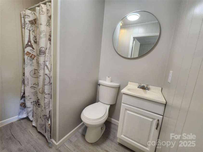 2215 Hodgin Street, Gastonia, NC 28056.  MLS# CAR4274409, YatesRealty ID 22780. 