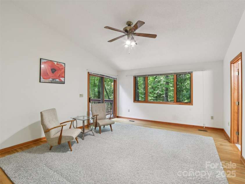 105 Sunningdale Drive, Flat Rock, NC 28731.  MLS# CAR4274018, YatesRealty ID 22781. Primary Bedroom