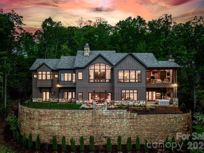 32 Featherstone Trail, Arden, NC 28704.  MLS# CAR4376714, YatesRealty ID 22781. 