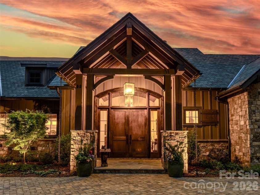 32 Featherstone Trail, Arden, NC 28704.  MLS# CAR4376714, YatesRealty ID 22781. 