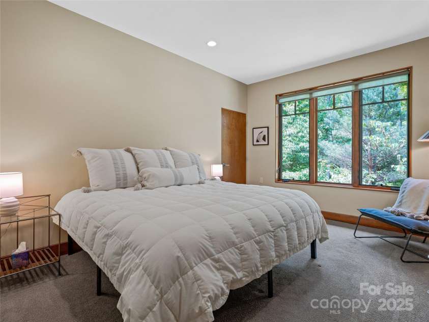 3 Turkey Roost Court, Fairview, NC 28730.  MLS# CAR4273755, YatesRealty ID 22782. 3rd Bedroom