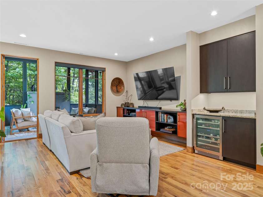 3 Turkey Roost Court, Fairview, NC 28730.  MLS# CAR4273755, YatesRealty ID 22782. 