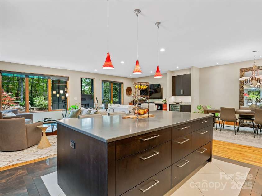 3 Turkey Roost Court, Fairview, NC 28730.  MLS# CAR4273755, YatesRealty ID 22782. 