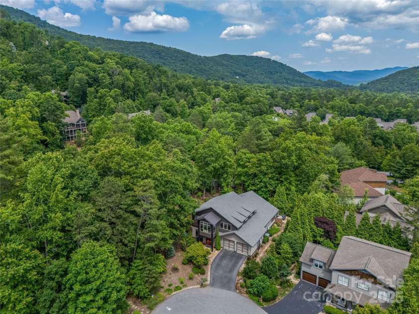 3 Turkey Roost Court, Fairview, NC 28730.  MLS# CAR4273755, YatesRealty ID 22782. Great Access to gate and Private Setting