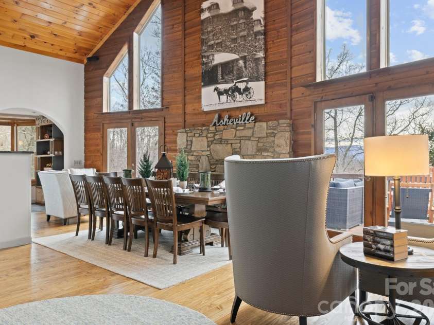 106 Bishop Cove Road, Fairview, NC 28730.  MLS# CAR4382226, YatesRealty ID 22783. 