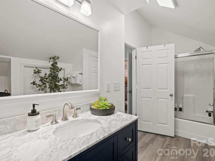 106 Bishop Cove Road, Fairview, NC 28730.  MLS# CAR4382226, YatesRealty ID 22783. 