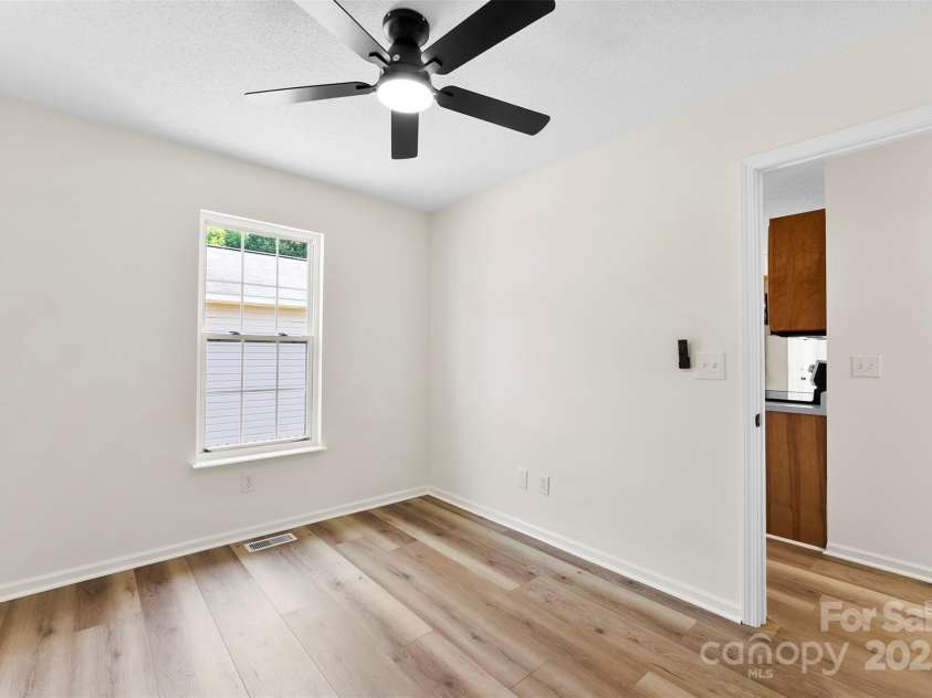 400 Main Street, Granite Quarry, NC 28146.  MLS# CAR4275281, YatesRealty ID 22783. 