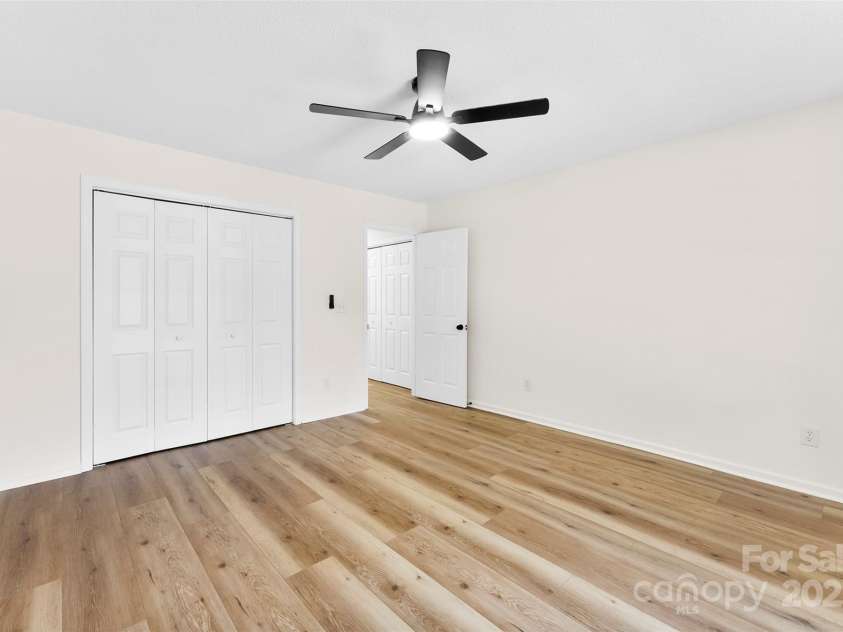 400 Main Street, Granite Quarry, NC 28146.  MLS# CAR4275281, YatesRealty ID 22783. 