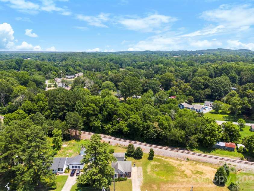 400 Main Street, Granite Quarry, NC 28146.  MLS# CAR4275281, YatesRealty ID 22783. 