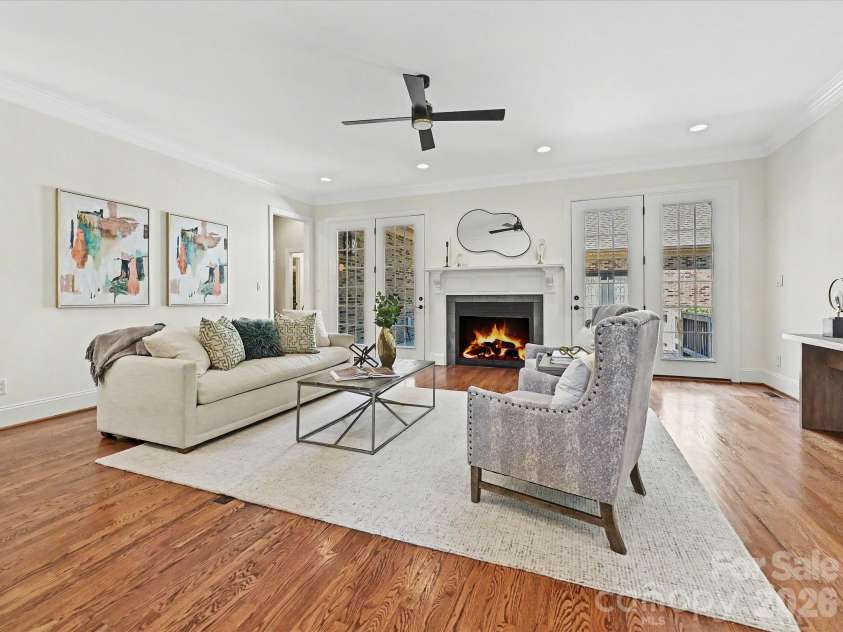 1023 Trinity Ridge Parkway, Fort Mill, SC 29715.  MLS# CAR4372318, YatesRealty ID 22784. Spacious Great Room with Fireplace