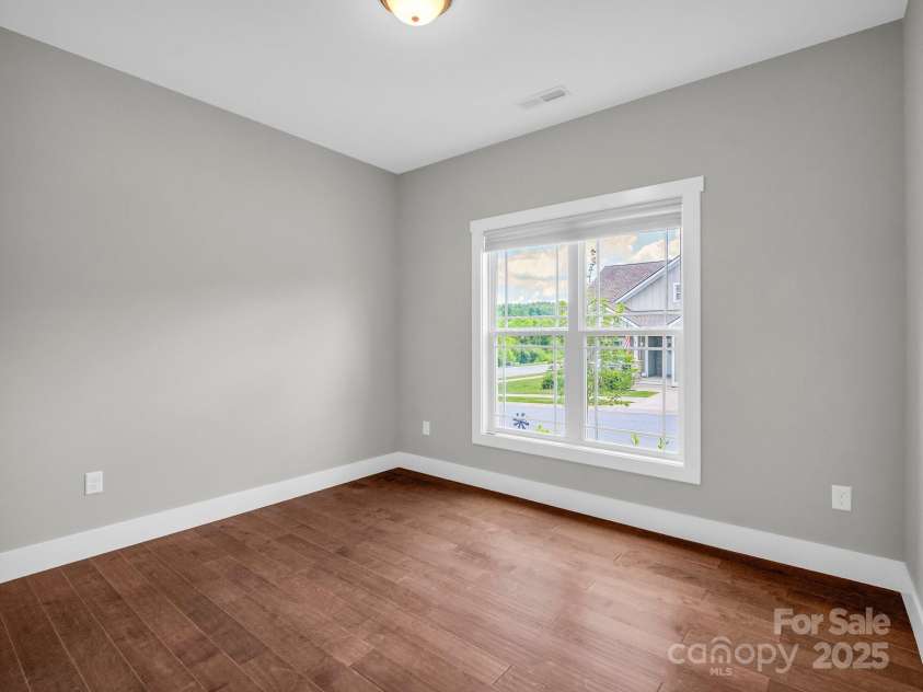 62 Leyland Circle, Hendersonville, NC 28792.  MLS# CAR4270363, YatesRealty ID 22784. Bedroom