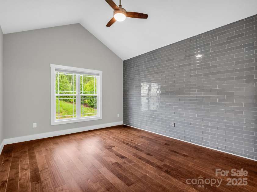 62 Leyland Circle, Hendersonville, NC 28792.  MLS# CAR4270363, YatesRealty ID 22784. Primary Bedroom