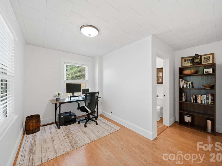 4316 Grandin Road, Lenoir, NC 28645.  MLS# CAR4380941, YatesRealty ID 22785. 