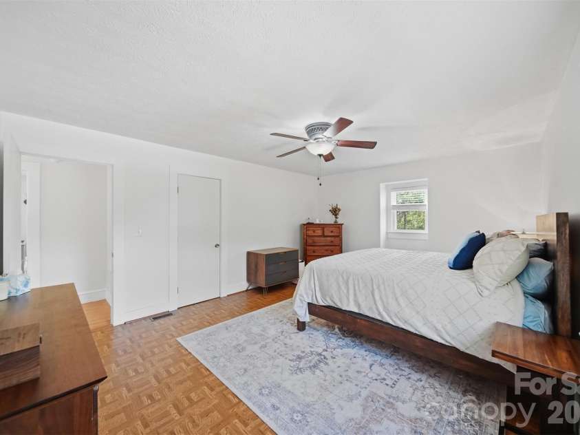 4316 Grandin Road, Lenoir, NC 28645.  MLS# CAR4380941, YatesRealty ID 22785. 