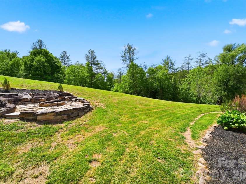 4316 Grandin Road, Lenoir, NC 28645.  MLS# CAR4380941, YatesRealty ID 22785. 