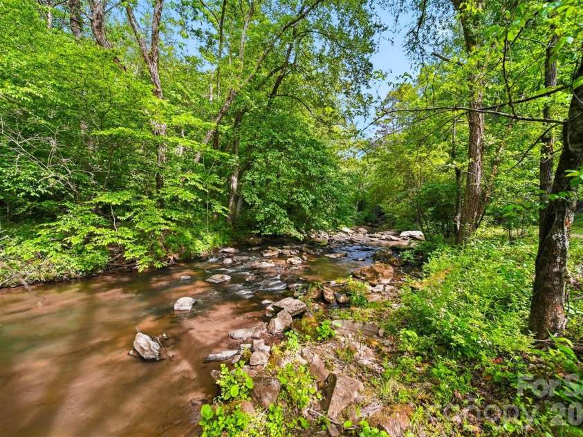 4316 Grandin Road, Lenoir, NC 28645.  MLS# CAR4380941, YatesRealty ID 22785. 