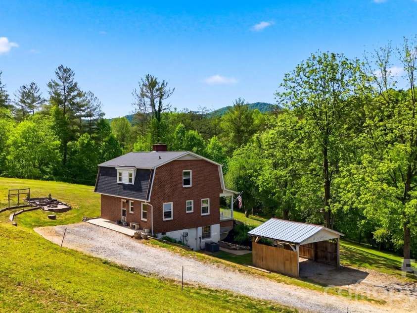 4316 Grandin Road, Lenoir, NC 28645.  MLS# CAR4380941, YatesRealty ID 22785. 