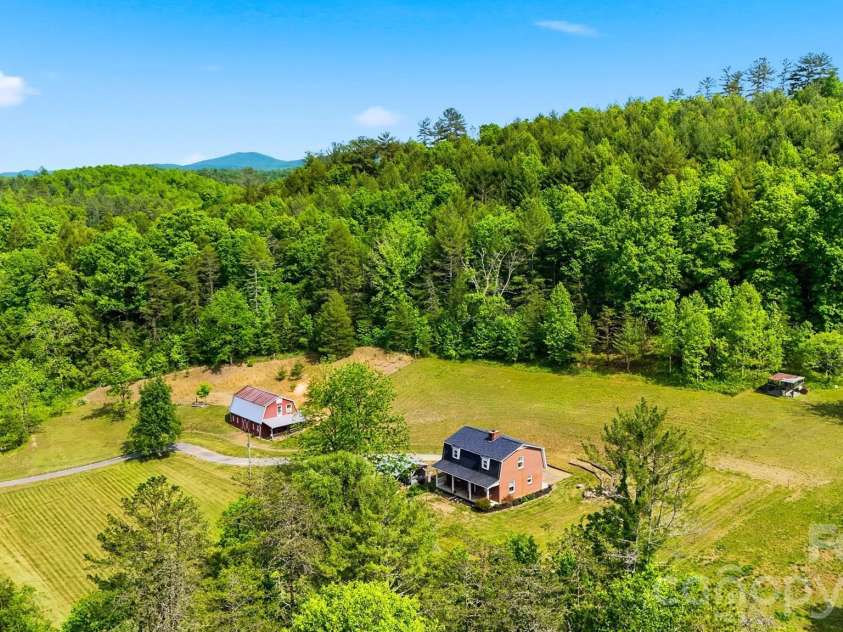 4316 Grandin Road, Lenoir, NC 28645.  MLS# CAR4380941, YatesRealty ID 22785. 