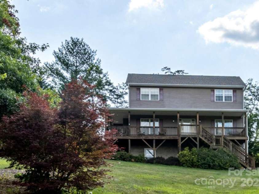 365 Hemlock Springs Trail, Weaverville, NC 28787.  MLS# CAR4275461, YatesRealty ID 22786. 