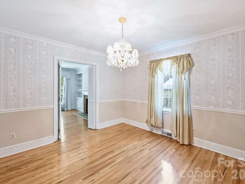 3613 Sulstone Lane, Charlotte, NC 28210.  MLS# CAR4364772, YatesRealty ID 22787. 