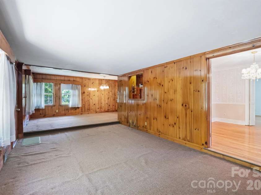 3613 Sulstone Lane, Charlotte, NC 28210.  MLS# CAR4364772, YatesRealty ID 22787. 