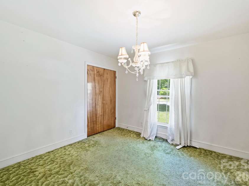 3613 Sulstone Lane, Charlotte, NC 28210.  MLS# CAR4364772, YatesRealty ID 22787. 