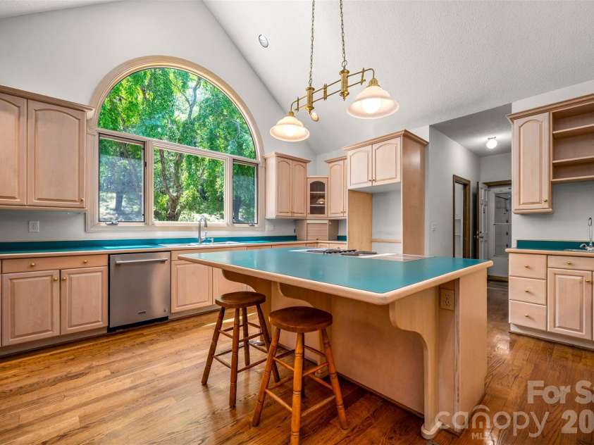 226 Big Rock Drive, Rutherfordton, NC 28139.  MLS# CAR4371763, YatesRealty ID 22788. 