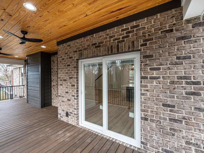 1328 33rd Avenue Drive, Hickory, NC 28601.  MLS# CAR4327859, YatesRealty ID 2279. 