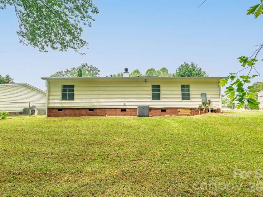 1232 Salvadore Court, Gastonia, NC 28052.  MLS# CAR4378558, YatesRealty ID 22790. 