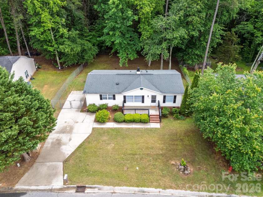 1232 Salvadore Court, Gastonia, NC 28052.  MLS# CAR4378558, YatesRealty ID 22790. 