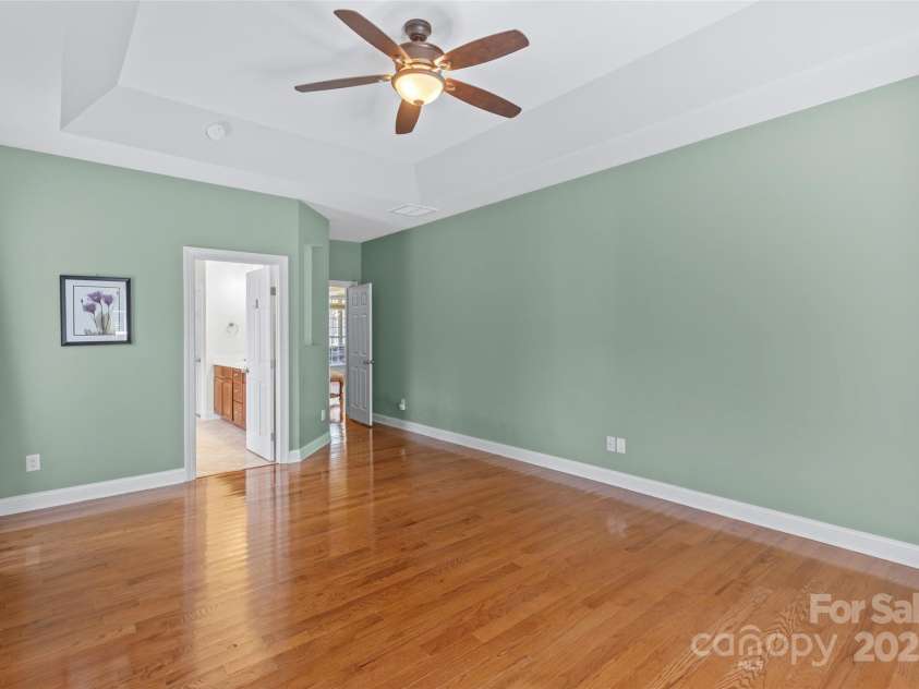 1119 Williamstown Road, Matthews, NC 28105.  MLS# CAR4271632, YatesRealty ID 22791. Primary Bedroom