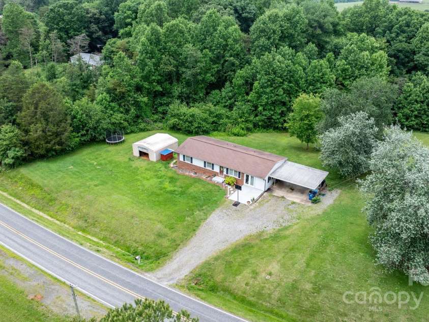 1691 Hill River Road, Hiddenite, NC 28636.  MLS# CAR4264524, YatesRealty ID 22792. 