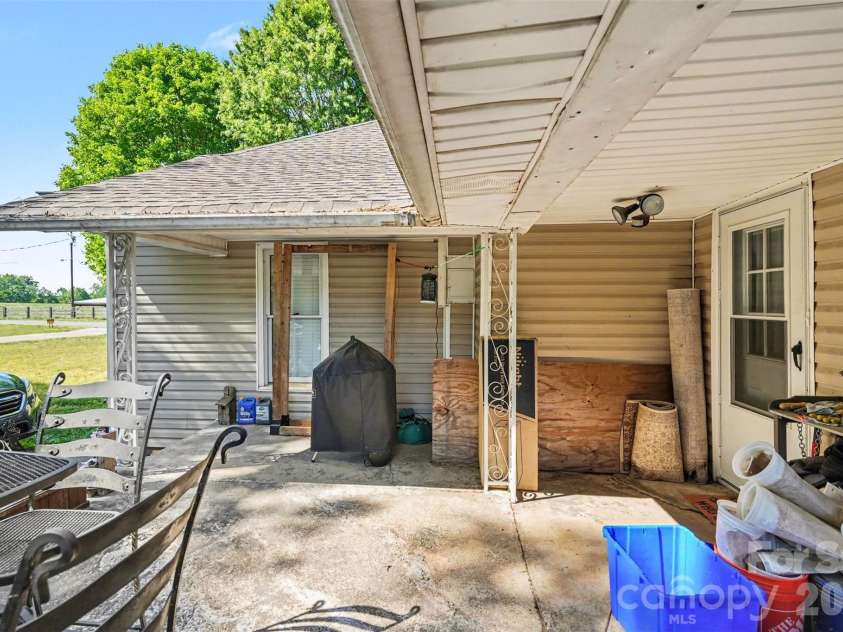 6805 Lackey Road, Vale, NC 28168.  MLS# CAR4375421, YatesRealty ID 22797. 