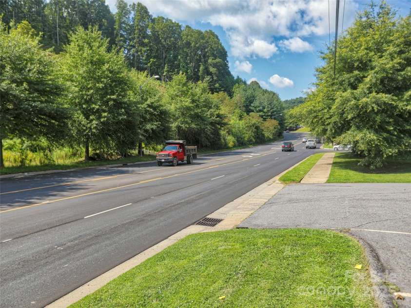 1460 Russ Avenue, Waynesville, NC 28786.  MLS# CAR4017485, YatesRealty ID 228. 