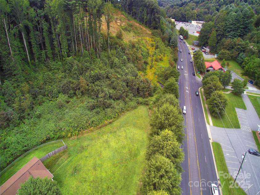 1460 Russ Avenue, Waynesville, NC 28786.  MLS# CAR4017485, YatesRealty ID 228. 