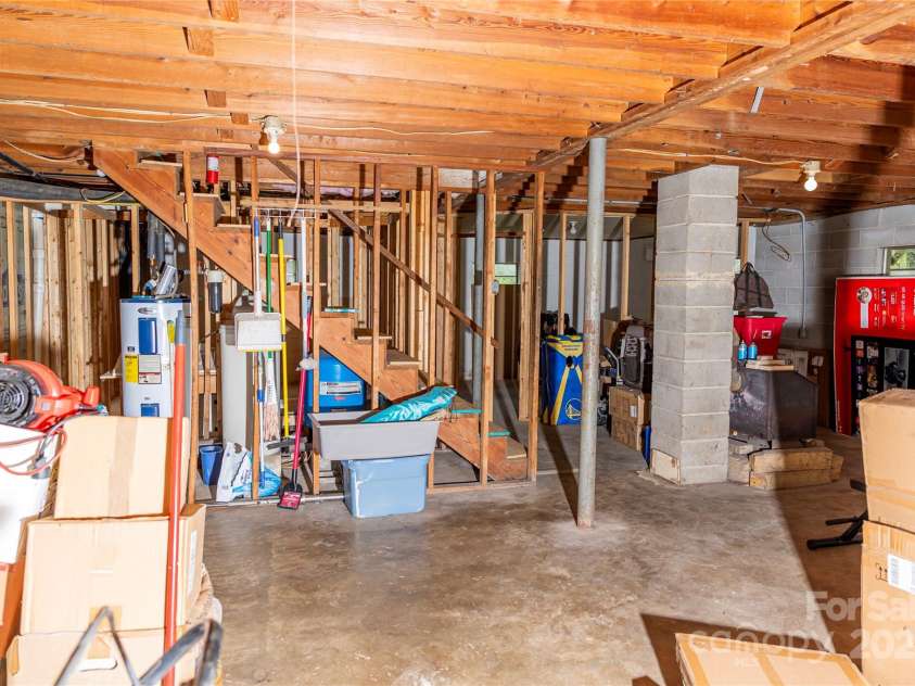 57 Gribble Road, Franklin, NC 28734.  MLS# CAR4253647, YatesRealty ID 228. 