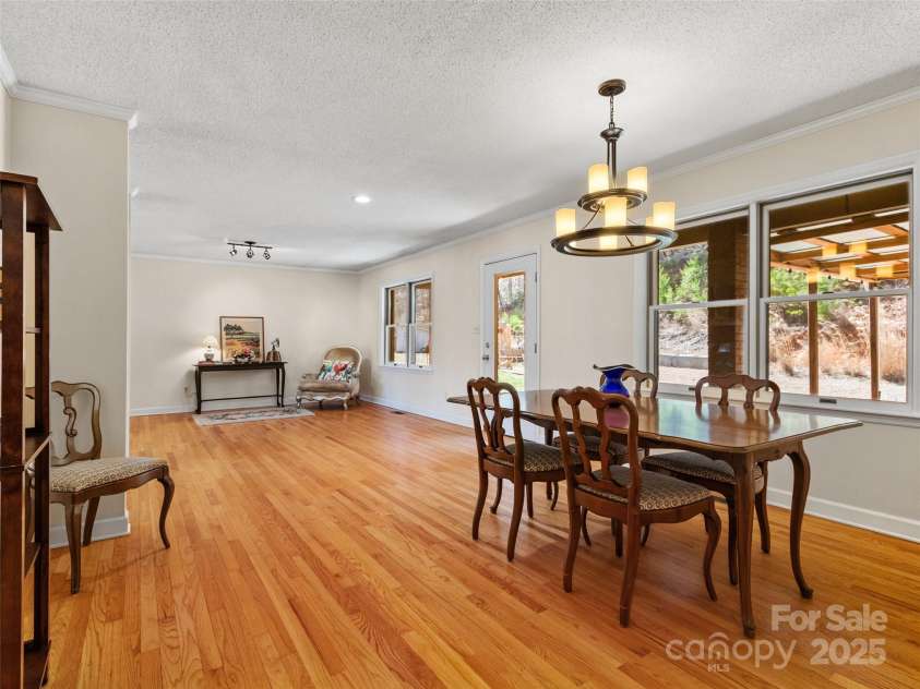 126 Hillcrest Drive, Barnardsville, NC 28709.  MLS# CAR4231106, YatesRealty ID 2280. 